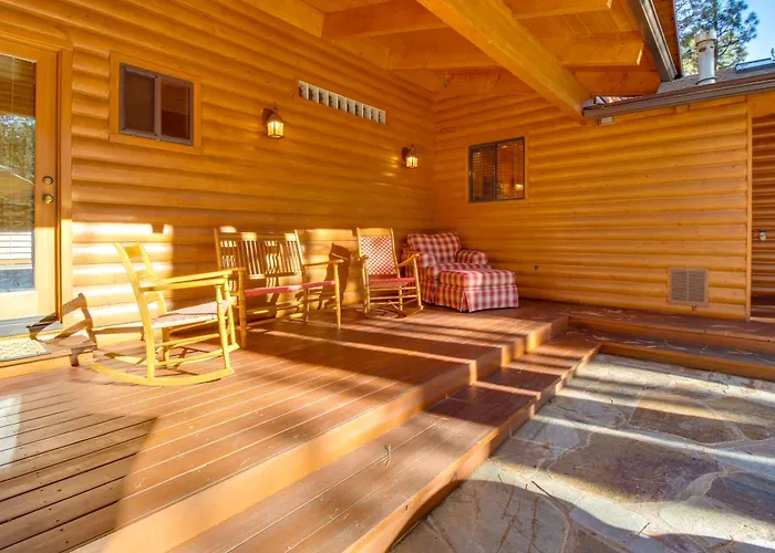 Bear's Den 2 Mi To Pinetop Cc: Ski, Sled, Hike! Holiday home *